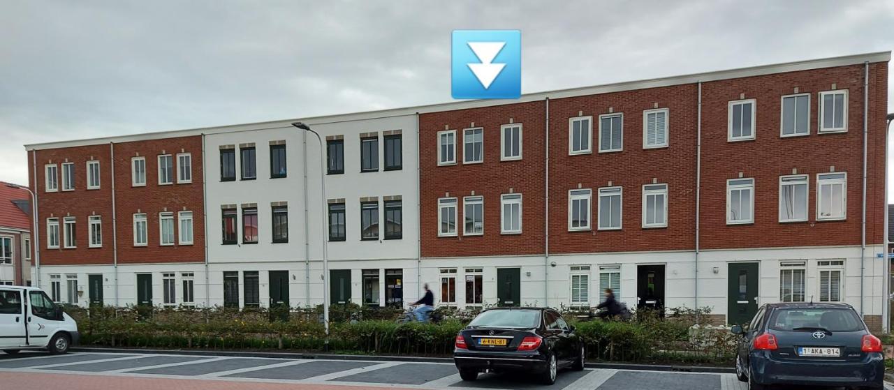 Airbnb 'Logeren Aan Het Plein' In Het Centrum Van Meppel Exterior photo