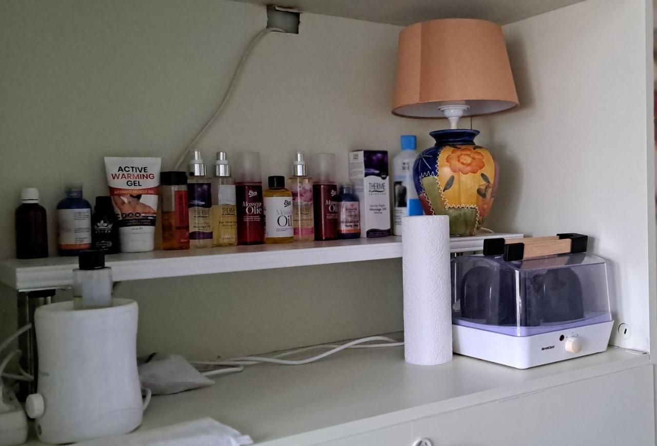 Airbnb 'Logeren Aan Het Plein' In Het Centrum Van Meppel Exterior photo